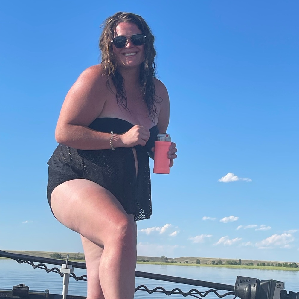 Meet your Posher, Kayla